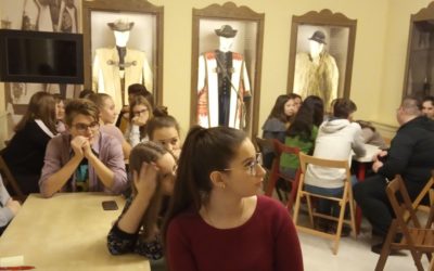 Rendhagyó irodalomóra a Bocskai István Múzeumban